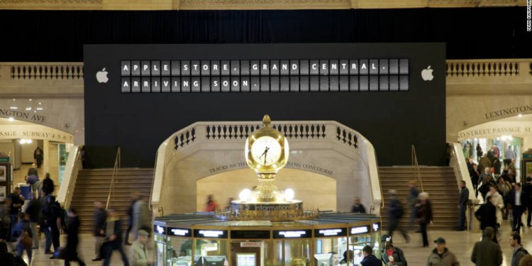 A massive Apple store is