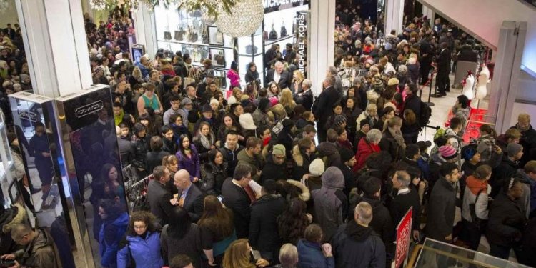 Black friday in USA - Crazy