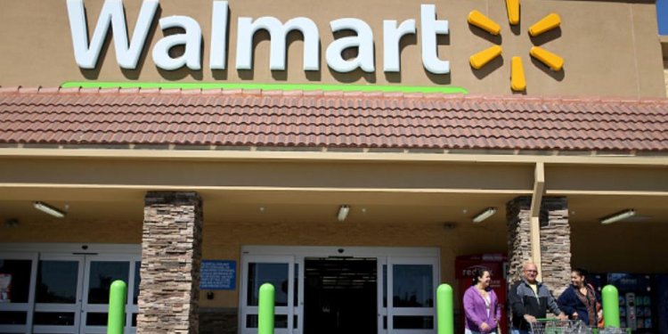 Walmart announces Thanksgiving