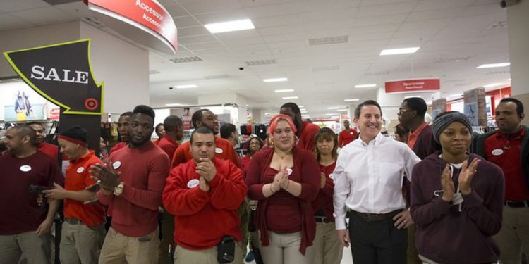 Target Thanksgiving Day sales