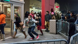include Ebony Friday merchants Saying Good Bye to Thanksgiving Hours?