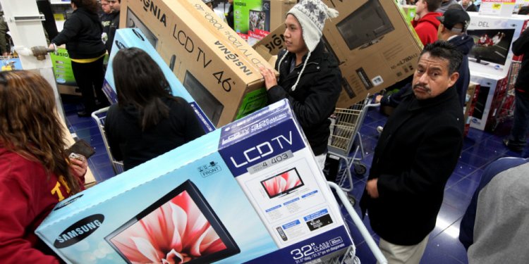 Black Friday or Cyber Monday for TV