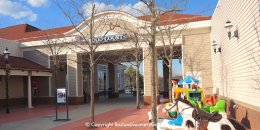 Food legal at Wrentham Village Outlets