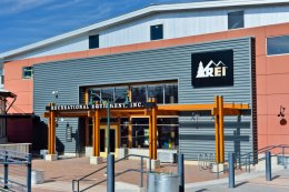 rei-store-guide-sales-deals-story.jpg