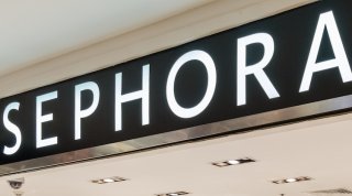 Sephora Black Friday 2015 advertisement: find a very good Sephora Ebony Friday Discounts