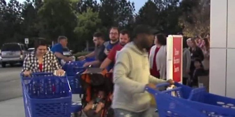 Black Friday shopping video